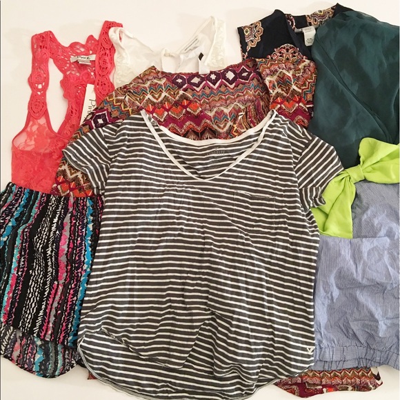 American Eagle Outfitters Tops - Medium clothing lot/bundle, summer and winter